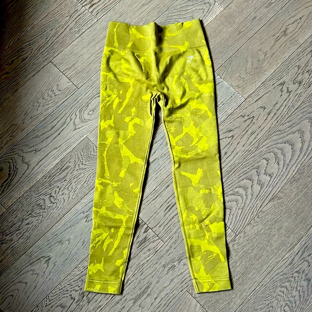 Gymshark animal lime green adapt leggings